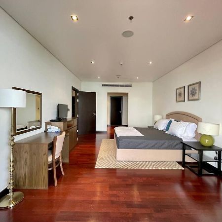 Signature Living Resort Apartments With Private Beach And Laguna Pool , Palm Jumeirah Dubai Exterior photo